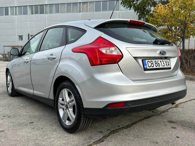 Ford Focus 1.6i 125к.с. Автоматик Image 3