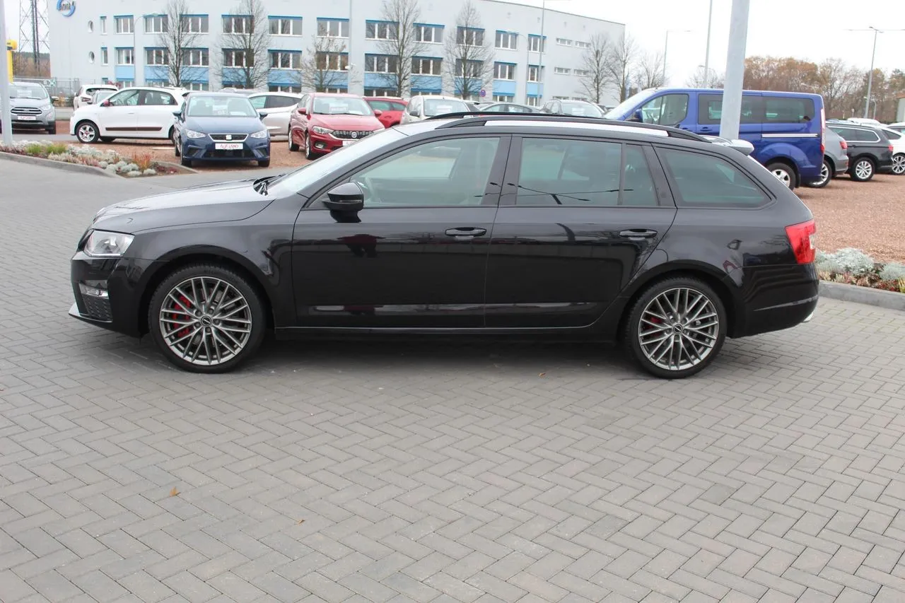 Skoda Octavia 2.0 TDI DPF RS Green...  Image 8