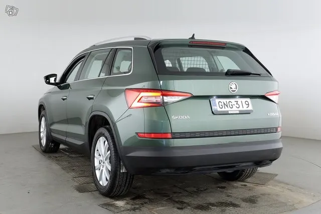 Skoda Kodiaq 2,0 TDI 150 Ambition DSG *Loistovaihdokki / Webasto / LED / Canton / Digimittaristo* - Autohuumakorko 1,99%+kulut - Tilaa tehoa ja tyyliä automaattivaihtein ja kattavilla varusteilla Image 3